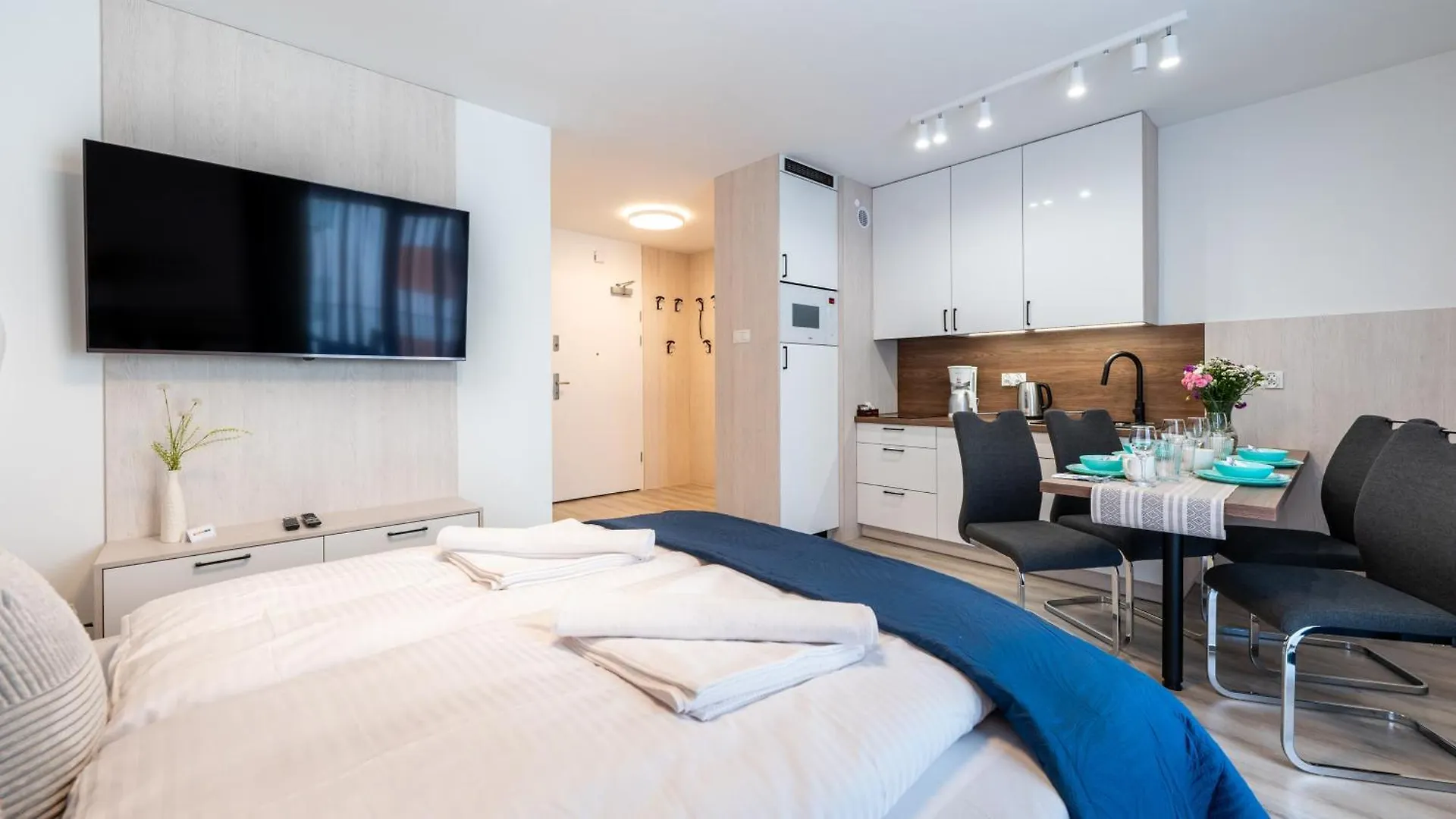 アパート Apartamenty Sun & Snow Panorama Karkonoszy カルパッチ